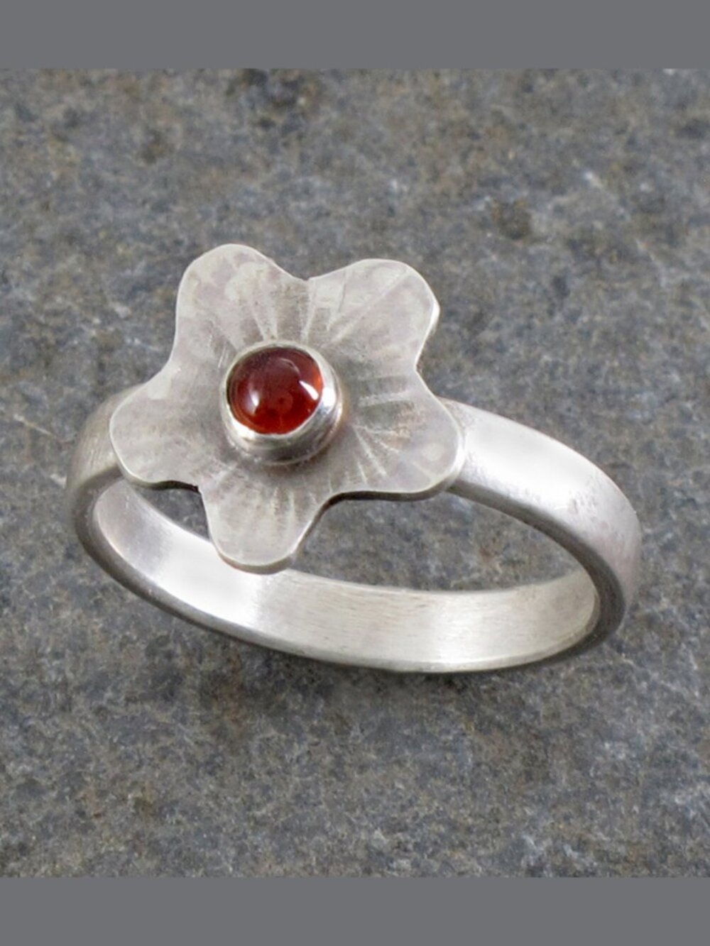 Sterling Silver 925 Flower Ring with Garnet, Size 8 3/4, Artisan Made - Picture 2 of 4